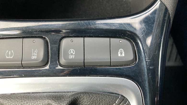 Vauxhall Crossland 1.2 Design 5dr Petrol Hatchback